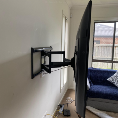 Blog - Melbourne - Sanus Full Motion Mount 2 - Nader